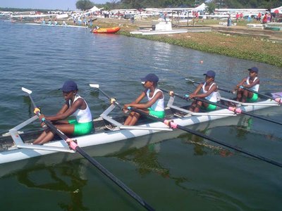 Nemato girls under 16 quad on the way to the start at the SA Junior Rowing Championships